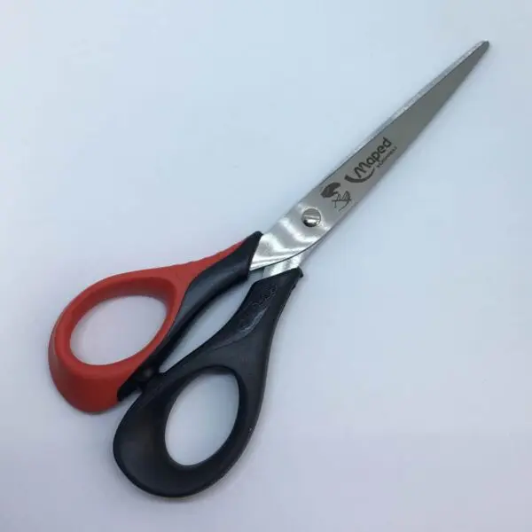 Kinderschere Sensoft 3D für Linkshänder von Maped (16 cm) in rot-schwarz