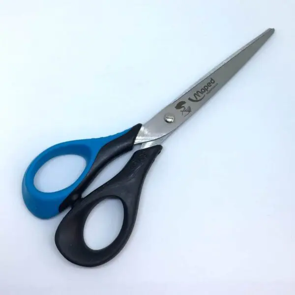 Kinderschere Sensoft 3D für Linkshänder von Maped (16 cm) in blau-schwarz