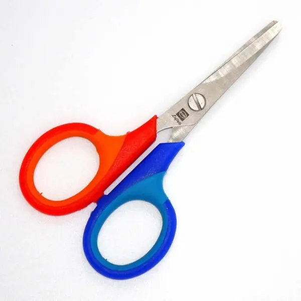 Kinderschere für Linkshänder von KUM (11.8 cm) in orange-blau