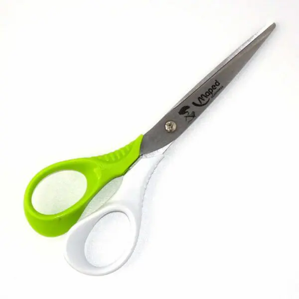Bastelschere Shape für Linkshänder von Maped (16 cm) in weiss-hellgrün