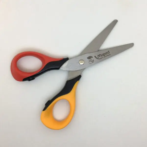 Kinderschere Sensoft 3D für Linkshänder von Maped (13 cm) in orange-rot - Image 3