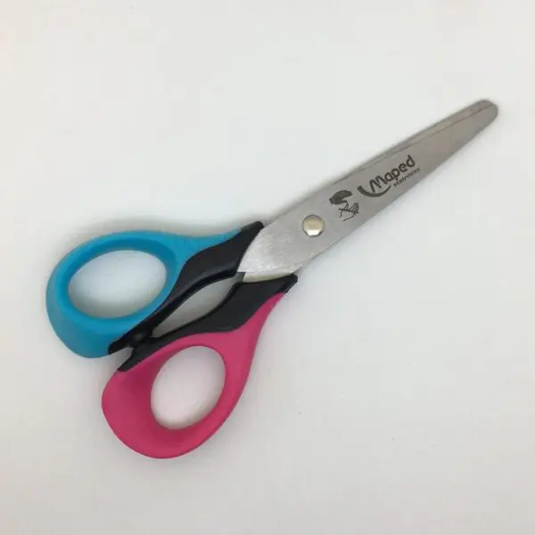 Kinderschere Sensoft 3D für Linkshänder von Maped (13 cm) in pink-blau
