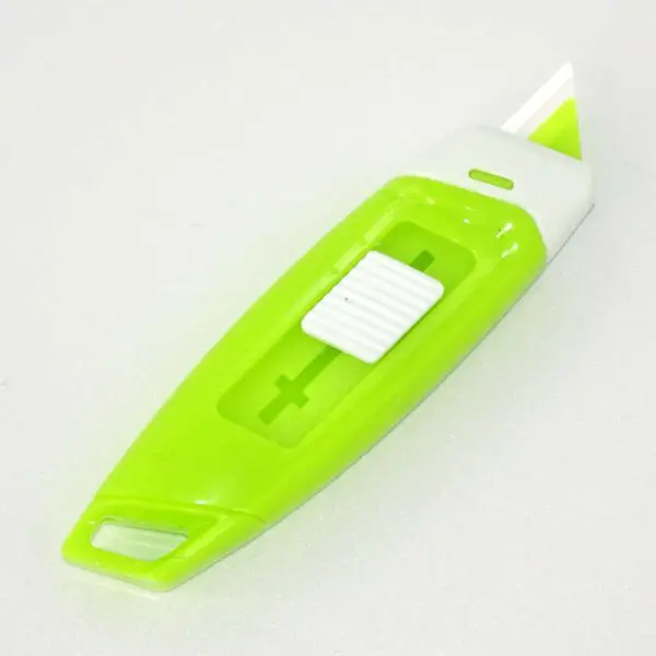 Mini-Cutter mit manueller Klingenverstellung und Keramikklinge von ARDA in hellgrün - Image 2
