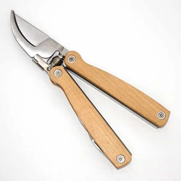 Multitool-Astschere von Kikkerland (16 cm)
