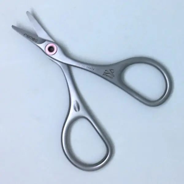 Baby-Nagelschere mit gebogenen Klingen und Ring-Lock-System von Premax  (9 cm) – Bild 3