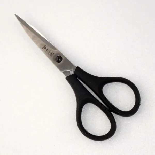 Stickschere mit Mikroverzahnung von Paul (10.3 cm) in schwarz
