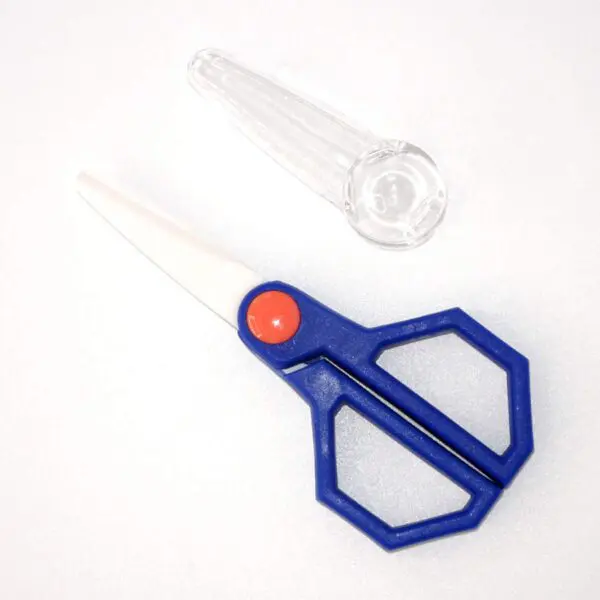 Keramikschere für Lebensmittel (15.5 cm) in blau
