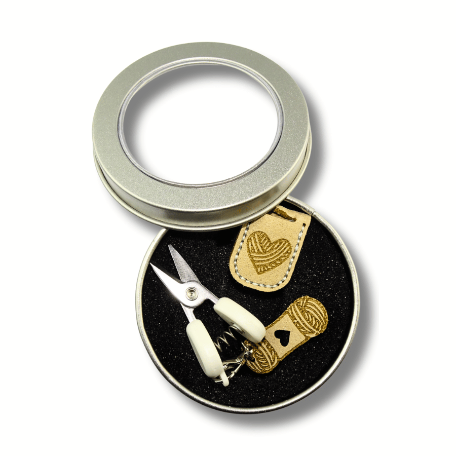 Mini-Schere im Set mit Aluminiumdose in beige